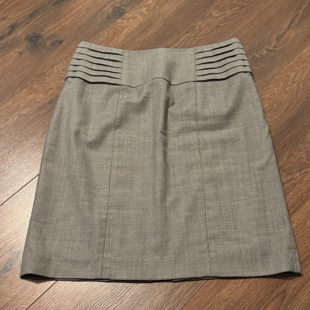 Antonio Melani Gray Pencil Skirt Size 4 Work Office Career Classic Pleated